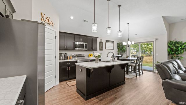 10353 Buckshire Court, New Haven, IN 46774