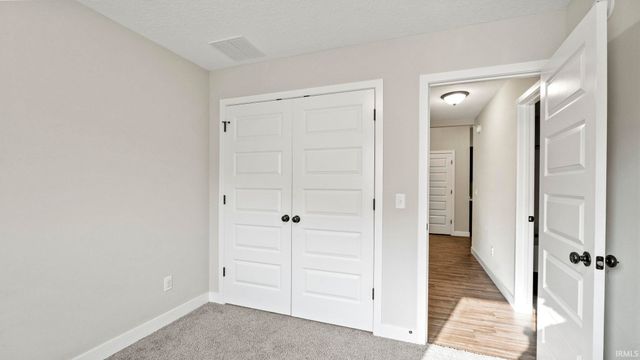 10353 Buckshire Court, New Haven, IN 46774