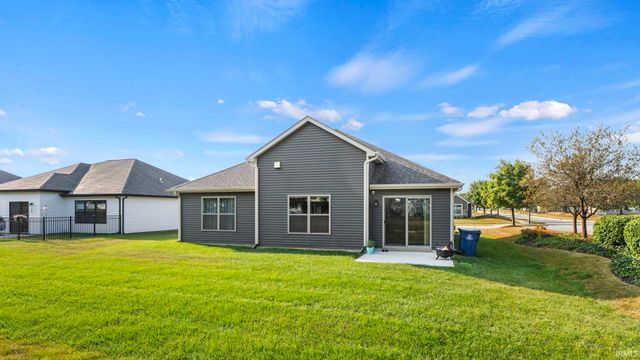 10353 Buckshire Court, New Haven, IN 46774