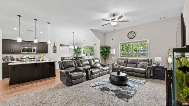 10353 Buckshire Court, New Haven, IN 46774