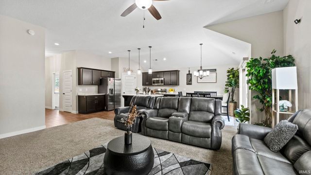 10353 Buckshire Court, New Haven, IN 46774