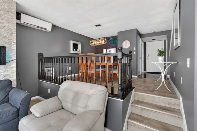 27 Mill Pond 27, North Andover, MA 01845