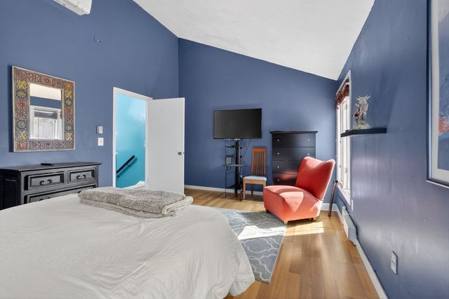 27 Mill Pond 27, North Andover, MA 01845