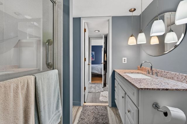 27 Mill Pond 27, North Andover, MA 01845