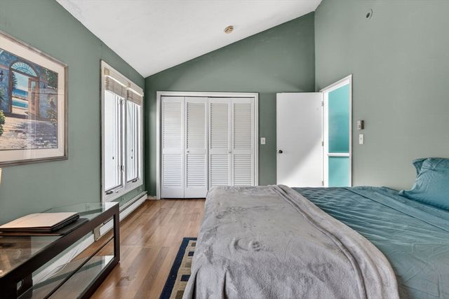 27 Mill Pond 27, North Andover, MA 01845