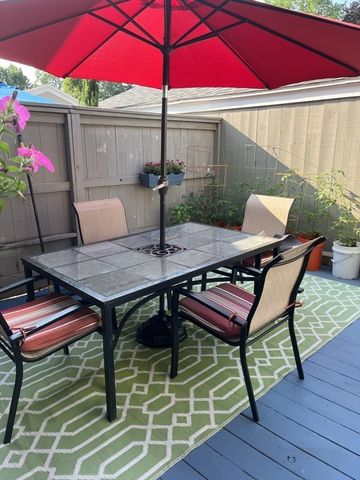 27 Mill Pond 27, North Andover, MA 01845