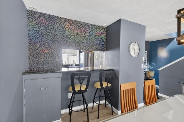 27 Mill Pond 27, North Andover, MA 01845