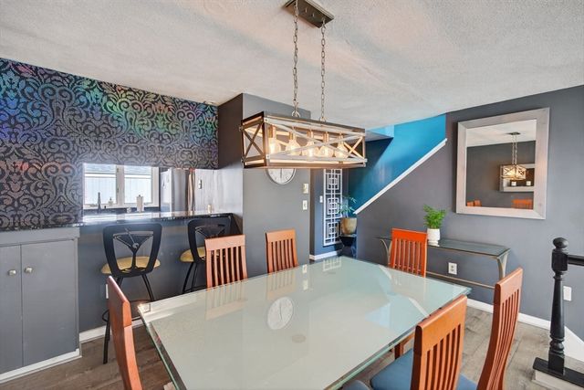 27 Mill Pond 27, North Andover, MA 01845