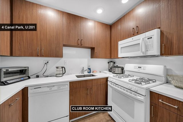 4 Canal Park 201, Cambridge, MA 02141