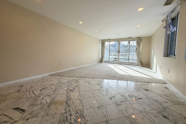 4 Canal Park 201, Cambridge, MA 02141