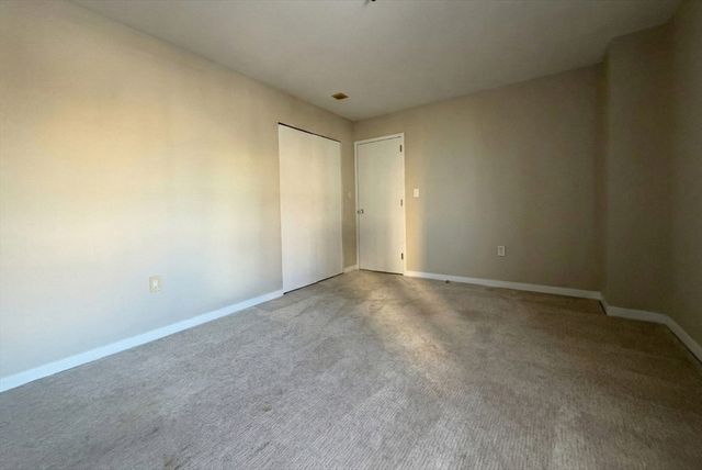 4 Canal Park 201, Cambridge, MA 02141