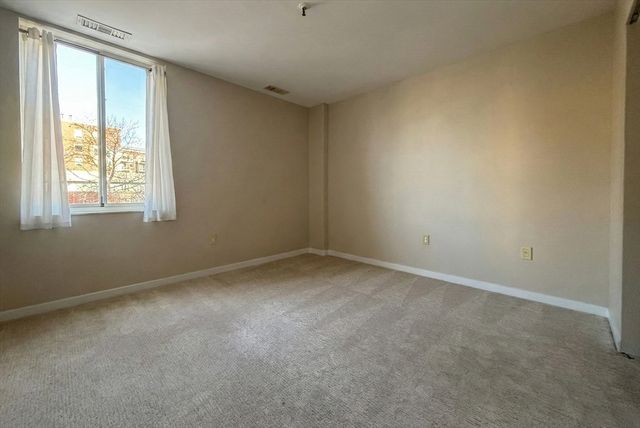 4 Canal Park 201, Cambridge, MA 02141