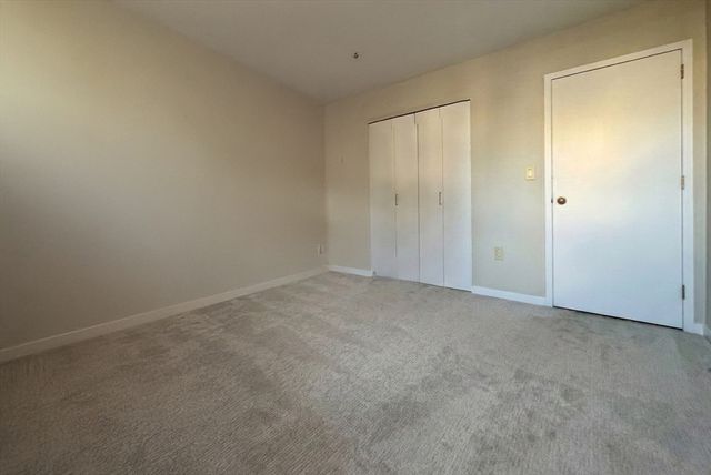 4 Canal Park 201, Cambridge, MA 02141