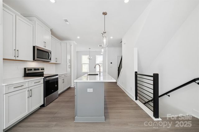 1354 Hamilton Street 06, Charlotte, NC 28206