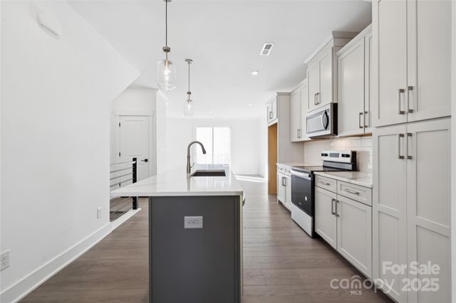 1354 Hamilton Street 06, Charlotte, NC 28206