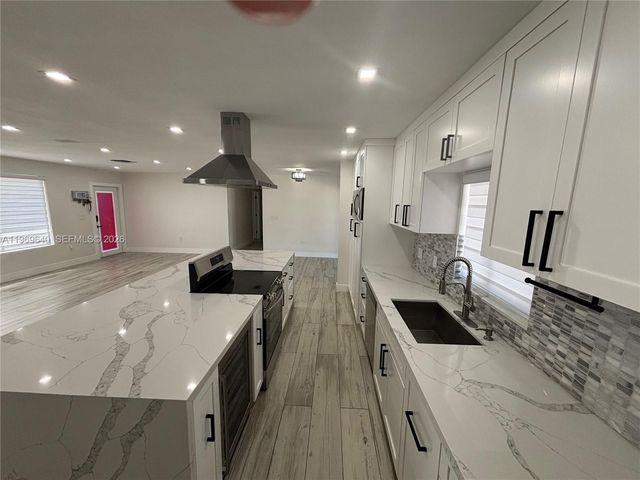 16321 SW 294th St, Homestead, FL 33033