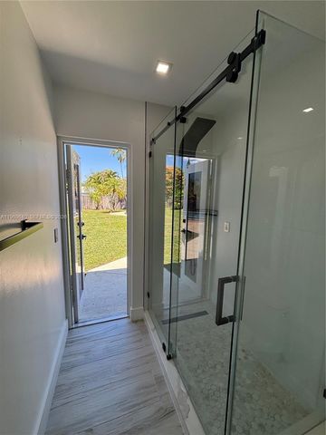 16321 SW 294th St, Homestead, FL 33033