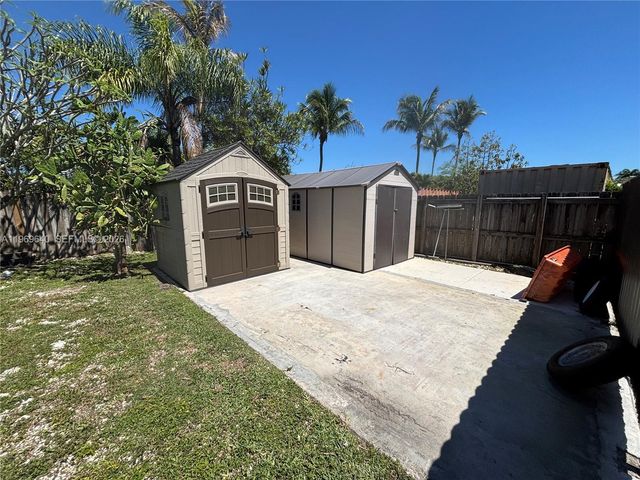 16321 SW 294th St, Homestead, FL 33033