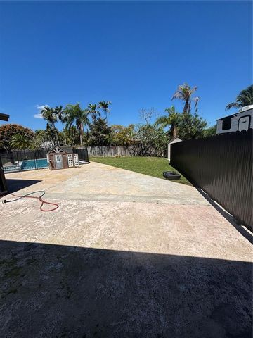 16321 SW 294th St, Homestead, FL 33033