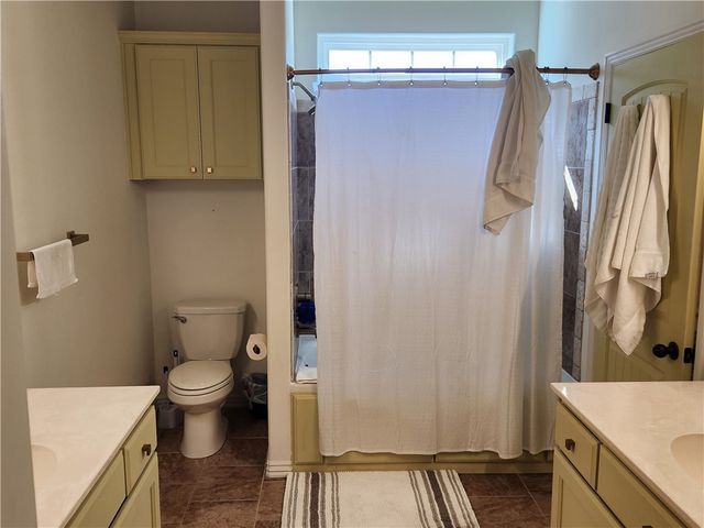 4272 W Bradstreet Lane, Fayetteville, AR 72704