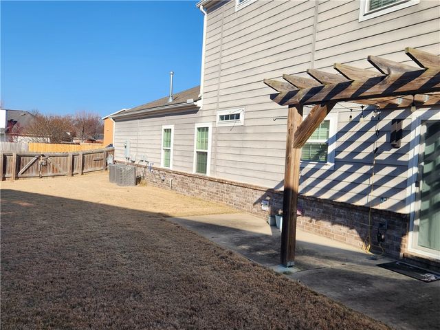 4272 W Bradstreet Lane, Fayetteville, AR 72704