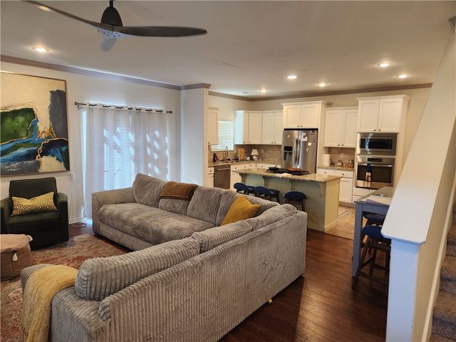 4272 W Bradstreet Lane, Fayetteville, AR 72704