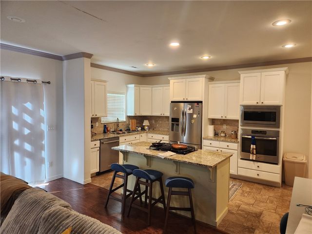 4272 W Bradstreet Lane, Fayetteville, AR 72704