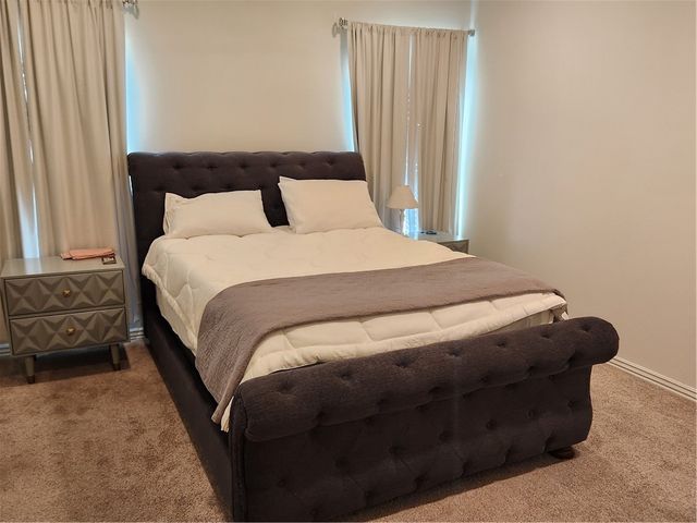 4272 W Bradstreet Lane, Fayetteville, AR 72704