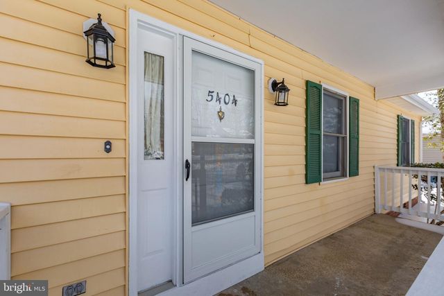 5404 LEAVELLS CROSSING DR, Fredericksburg, VA 22407