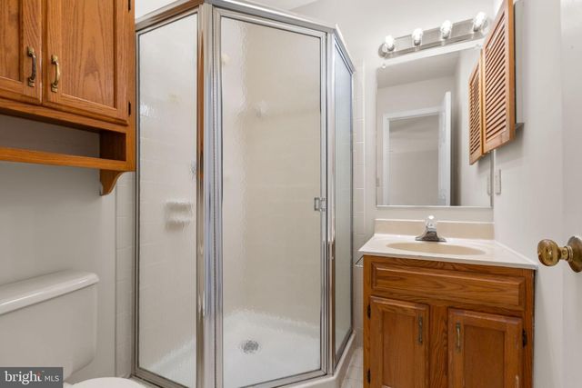 5404 LEAVELLS CROSSING DR, Fredericksburg, VA 22407