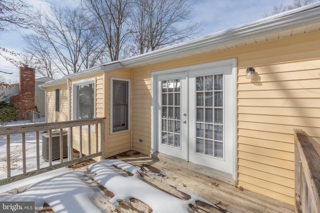 5404 LEAVELLS CROSSING DR, Fredericksburg, VA 22407