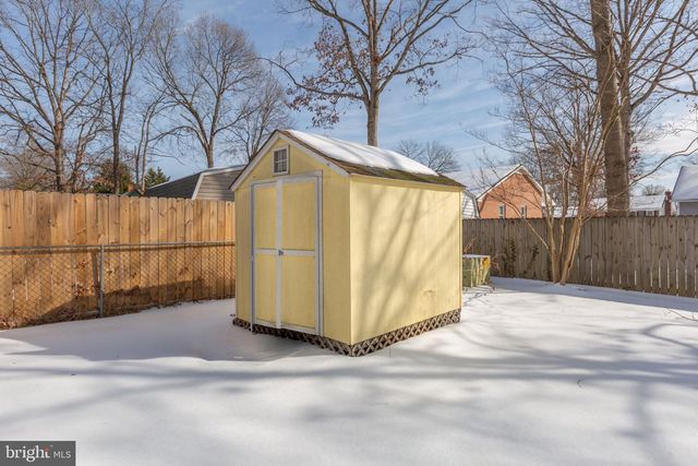 5404 LEAVELLS CROSSING DR, Fredericksburg, VA 22407