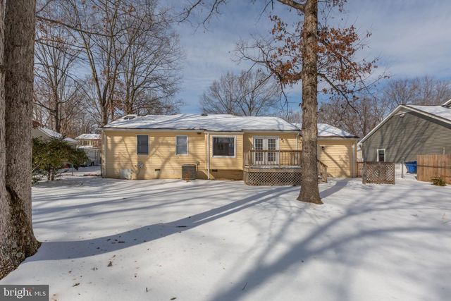 5404 LEAVELLS CROSSING DR, Fredericksburg, VA 22407