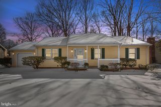 5404 LEAVELLS CROSSING DR, Fredericksburg, VA 22407