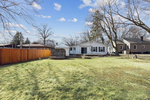 3808 15th Street B, Moline, IL 61265
