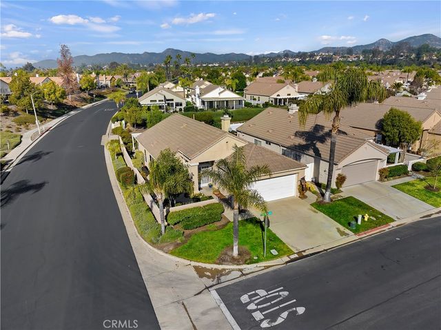 23990 Via Pamilla, Murrieta, CA 92562