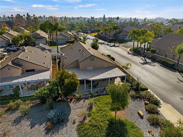 23990 Via Pamilla, Murrieta, CA 92562