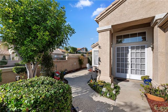 23990 Via Pamilla, Murrieta, CA 92562