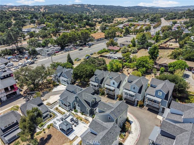 5926 Gran Paseo Way, Atascadero, CA 93422