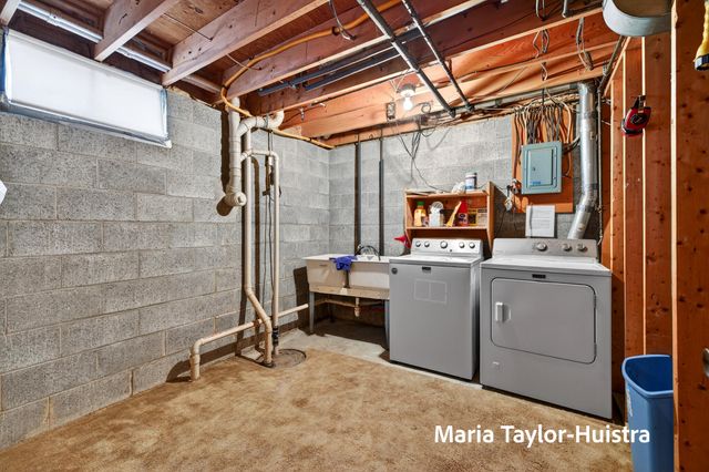 15881 Groesbeck Street, Grand Haven Twp, MI 49417