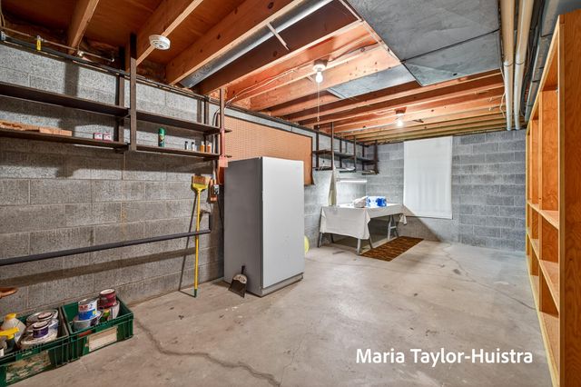 15881 Groesbeck Street, Grand Haven Twp, MI 49417