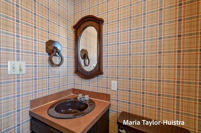 15881 Groesbeck Street, Grand Haven Twp, MI 49417