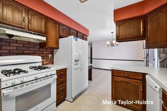 15881 Groesbeck Street, Grand Haven Twp, MI 49417