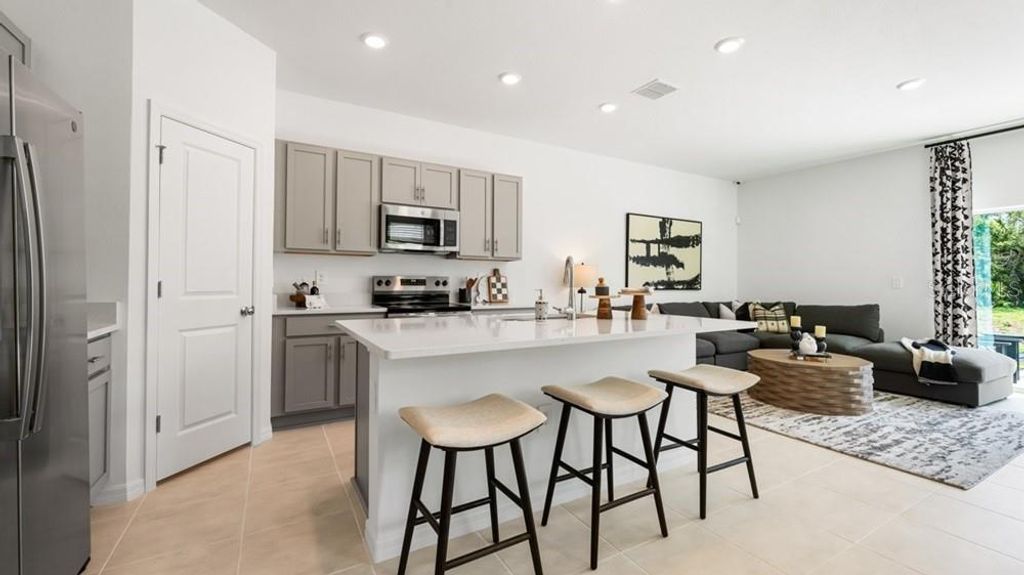 Image 8 of property listing at 7166 GRAND FOREST WAY, Nokomis, FL 34275