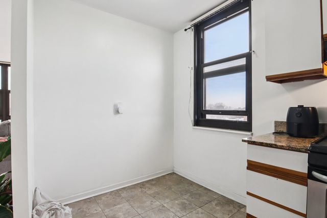 2901 S Michigan Avenue 505, Chicago, IL 60616