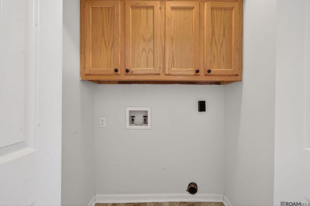 35032 Napoleon Dr, Denham Springs, LA 70706