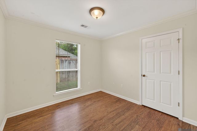 35032 Napoleon Dr, Denham Springs, LA 70706