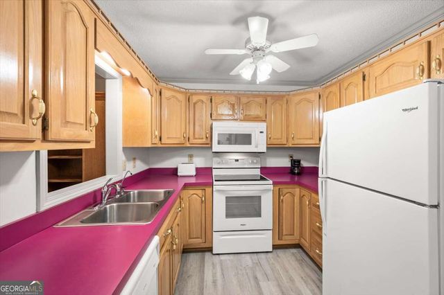 20 Milam Circle SW, Cartersville, GA 30120