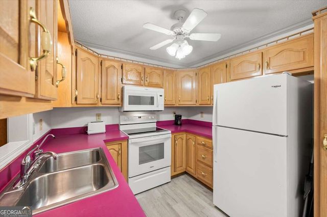 20 Milam Circle SW, Cartersville, GA 30120