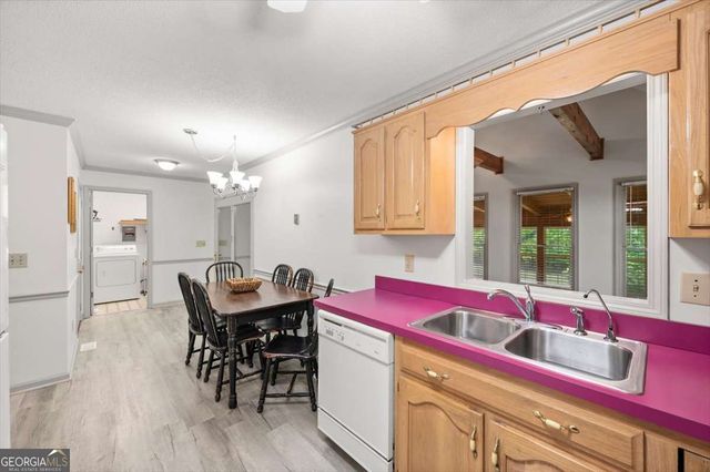 20 Milam Circle SW, Cartersville, GA 30120